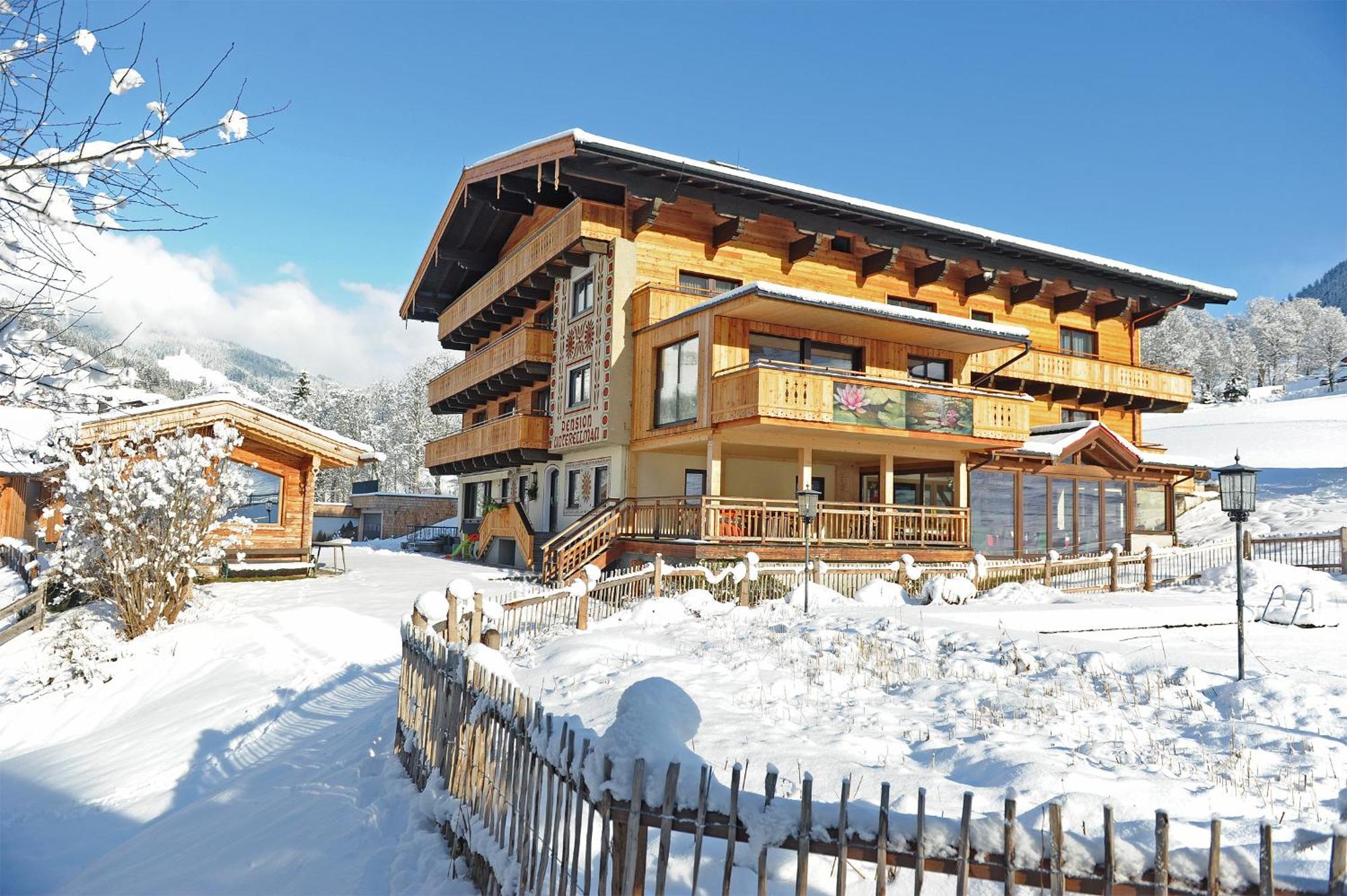 Hotel In Out Unterellmau 3*